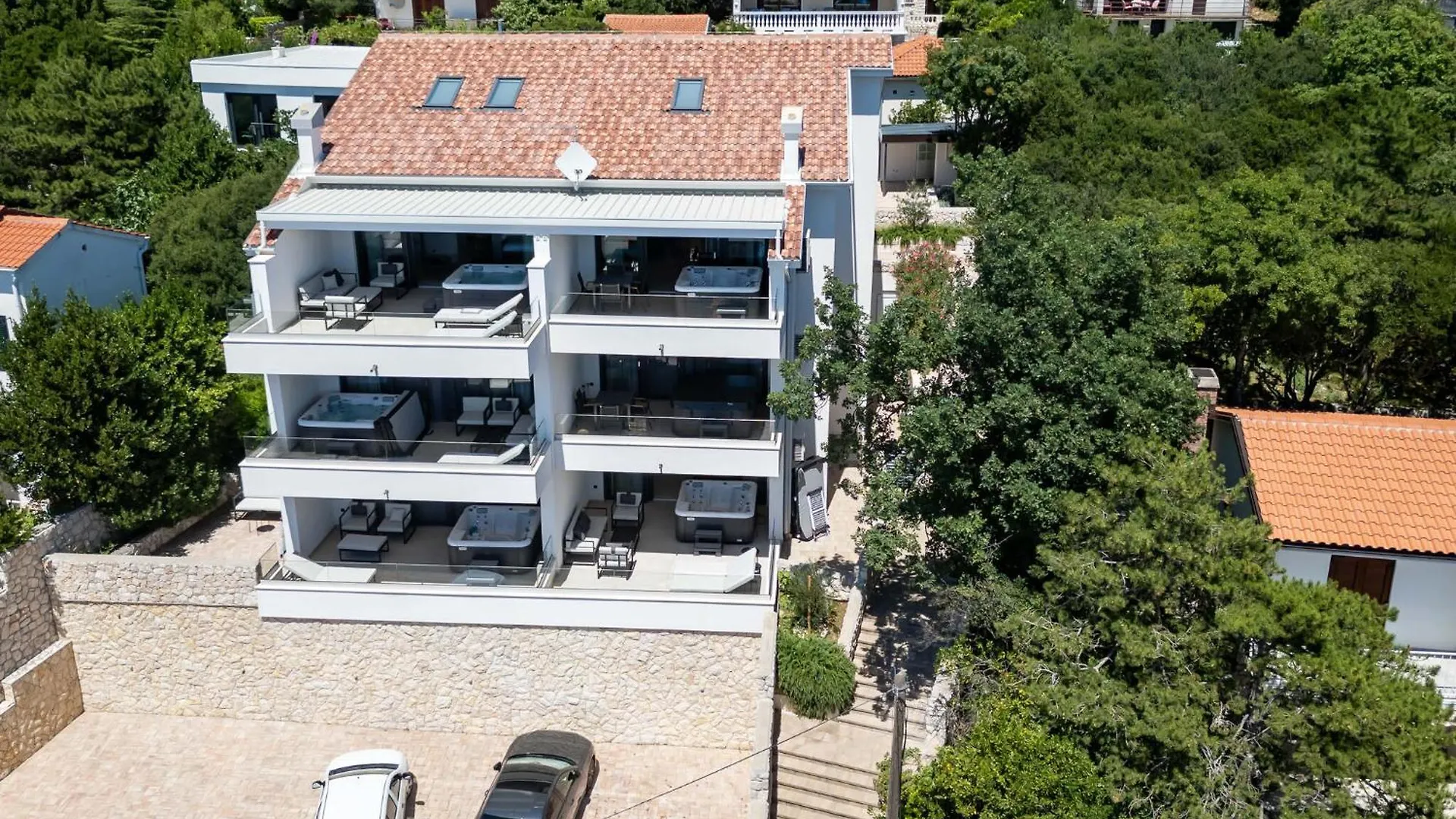 Amazing Apartment In Novi Vinodolski With Kitchen