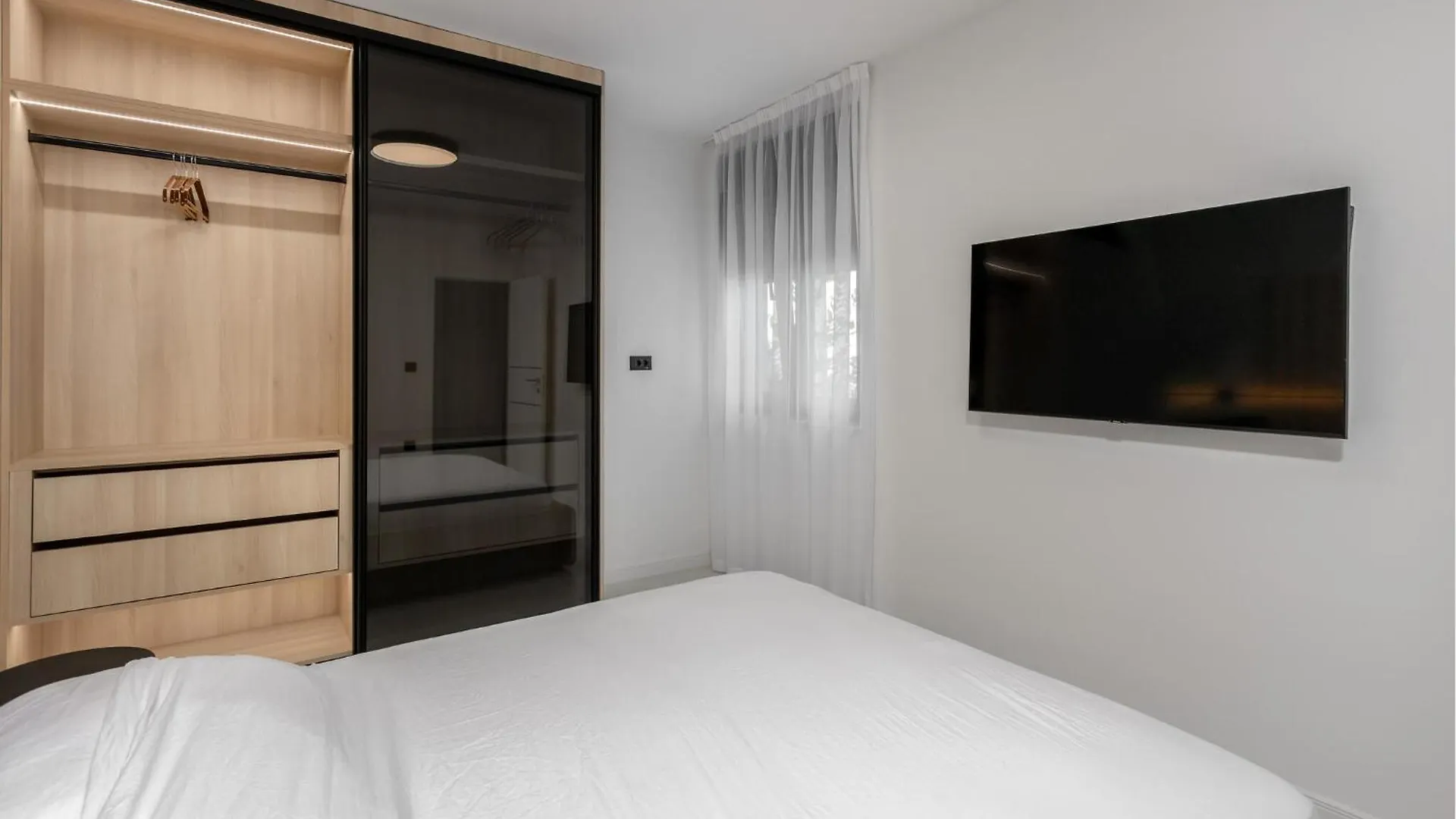 Amazing Apartment In Novi Vinodolski With Kitchen