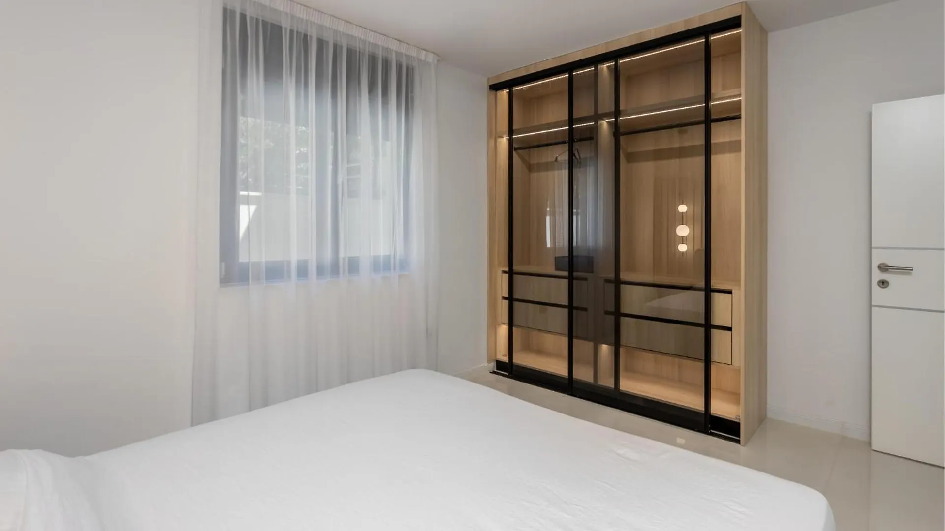 Amazing Apartment In Novi Vinodolski With Kitchen 0*,
